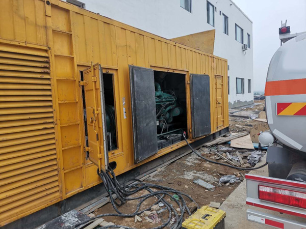 肥城如何在发电机出租合同中约定设备的维修和保养责任?