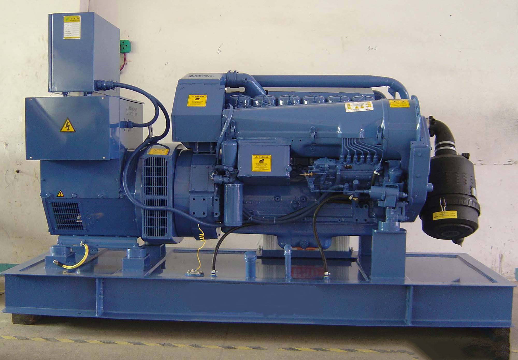 肥城汽油发电机组冬季启动前，电瓶需要做哪些检查和维护？