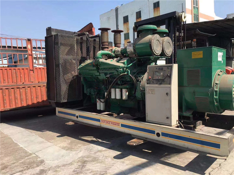 肥城如何判断柴油发电机组的机油温度是否达到了合适的预热温度？